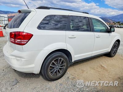 Trzecie zdjęcie samochodu z tyłu: 2018 DODGE JOURNEY SE VIN:3C4PDCAB3JT229359 - miniatura
