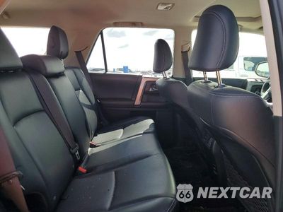 Zdjęcie 10 z 12 samochodu: 2018 TOYOTA 4RUNNER LIMITED VIN:JTEZU5JR9J5172730 - miniatura
