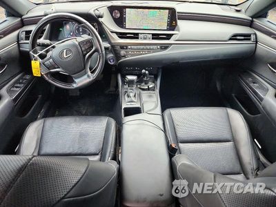 Zdjęcie 8 z 12 samochodu: 2020 LEXUS ES 300H VIN:58AD21B17LU009304 - miniatura