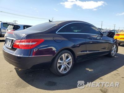 Trzecie zdjęcie samochodu z tyłu: 2010 MERCEDES-BENZ E 350 VIN:WDDKJ5GB0AF002720 - miniatura
