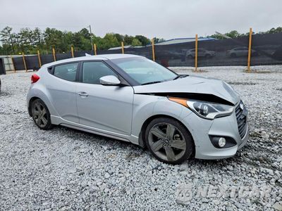 Czwarte zdjęcie samochodu z boku: 2015 HYUNDAI VELOSTER TURBO VIN:KMHTC6AE1FU216325 - miniatura