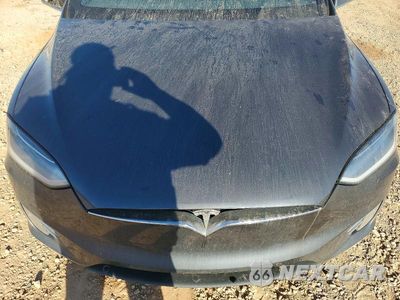 Zdjęcie 12 z 13 samochodu: 2017 TESLA MODEL X VIN:5YJXCBE20HF040622 - miniatura