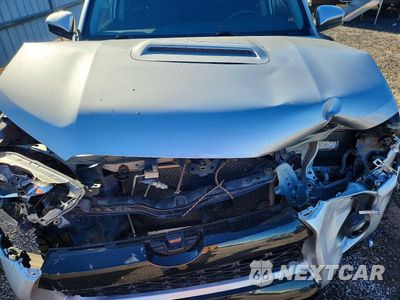 Zdjęcie 12 z 13 samochodu: 2017 TOYOTA 4RUNNER VIN:JTEBU5JR9H5462266 - miniatura