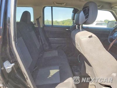 Zdjęcie 11 z 13 samochodu: 2014 JEEP PATRIOT SPORT VIN:1C4NJPBA5ED720508 - miniatura