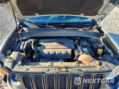 Zdjęcie 12 z 13 samochodu: 2017 JEEP RENEGADE SPORT VIN:ZACCJBAB8HPG20946 - miniatura