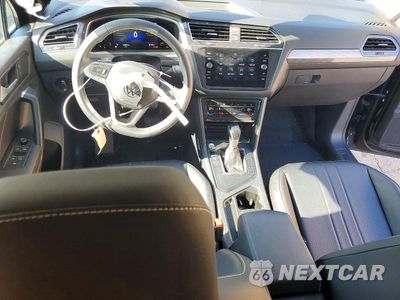 Zdjęcie 8 z 13 samochodu: 2023 VOLKSWAGEN TIGUAN SE VIN:3VV3B7AX7PM011520 - miniatura