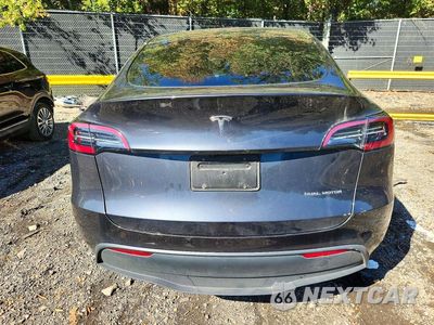 Zdjęcie 6 z 12 samochodu: 2025 TESLA MODEL Y VIN:7SAYGDEE4SA360144 - miniatura