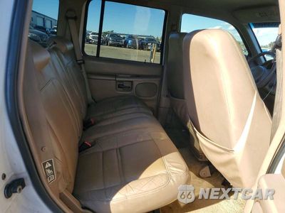 Zdjęcie 10 z 12 samochodu: 2000 FORD EXPLORER EDDIE BAUER VIN:1FMZU74E2YZB97475 - miniatura
