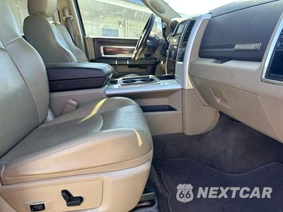 Piąte zdjęcie samochodu w środku: 2010 DODGE RAM 2500 VIN:3D7UT2CL0AG189021 - miniatura