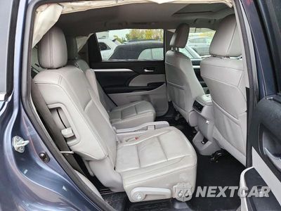 Zdjęcie 11 z 13 samochodu: 2018 TOYOTA HIGHLANDER XLE VIN:5TDJZRFH4JS821905 - miniatura
