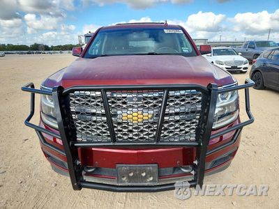 Piąte zdjęcie samochodu w środku: 2017 CHEVROLET SUBURBAN C1500 LT VIN:1GNSCHKC7HR119815 - miniatura