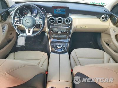 Zdjęcie 8 z 13 samochodu: 2019 MERCEDES-BENZ C 300 VIN:55SWF8DB4KU297859 - miniatura