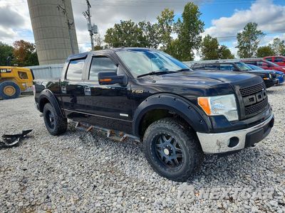Czwarte zdjęcie samochodu z boku: 2013 FORD F150 SUPERCREW VIN:1FTFW1ET1DKG45090 - miniatura