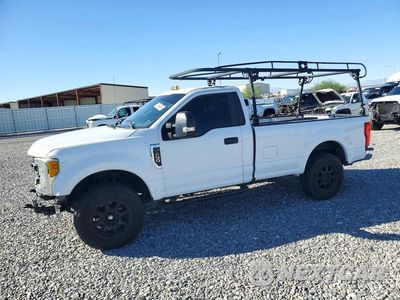 2017 FORD F250 SUPER DUTY 1FTBF2A65HEB23040 - główne zdjęcie licytacji z USA - miniatura