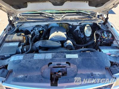 Zdjęcie 11 z 12 samochodu: 2005 CHEVROLET SILVERADO C2500 HEAVY DUTY VIN:1GCHC29U25E306302 - miniatura