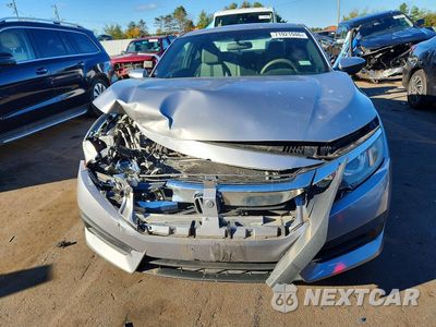 Piąte zdjęcie samochodu w środku: 2018 HONDA CIVIC LX VIN:2HGFC4B53JH306352 - miniatura