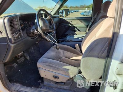 Zdjęcie 7 z 12 samochodu: 2001 GMC NEW SIERRA K3500 VIN:1GTJK33G61F151089 - miniatura