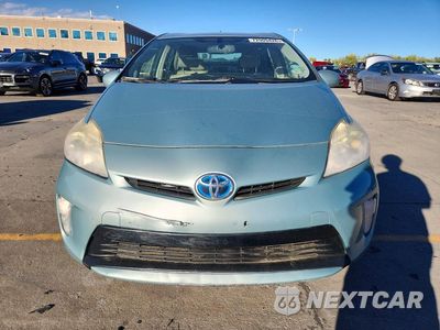 Piąte zdjęcie samochodu w środku: 2012 TOYOTA PRIUS FOUR VIN:JTDKN3DU5C5383143 - miniatura