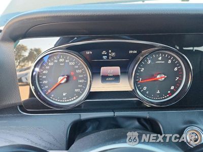 Zdjęcie 9 z 12 samochodu: 2019 MERCEDES-BENZ E 300 VIN:WDDZF4JB9KA532718 - miniatura