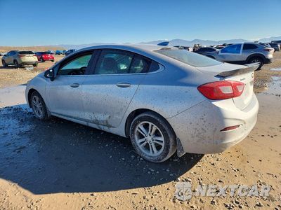 Drugie zdjęcie samochodu z przodu: 2017 CHEVROLET CRUZE LT VIN:1G1BE5SM3H7223099 - miniatura