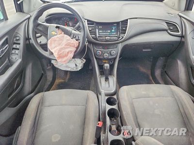 Zdjęcie 8 z 13 samochodu: 2017 CHEVROLET TRAX LS VIN:3GNCJNSB3HL284025 - miniatura