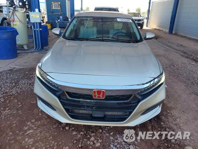 Piąte zdjęcie samochodu w środku: 2018 HONDA ACCORD TOURING VIN:1HGCV1F98JA059238 - miniatura