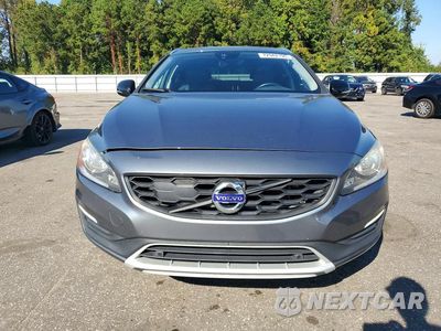 Piąte zdjęcie samochodu w środku: 2018 VOLVO V60 CROSS COUNTRY PREMIER VIN:YV440MWK3J2044336 - miniatura
