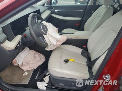 Zdjęcie 7 z 12 samochodu: 2024 HYUNDAI SONATA HYBRID LIMITED VIN:KMHL54JJ2RA101055 - miniatura