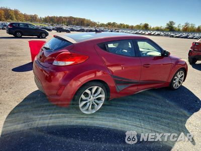 Trzecie zdjęcie samochodu z tyłu: 2013 HYUNDAI VELOSTER BASE VIN:KMHTC6AD6DU119836 - miniatura
