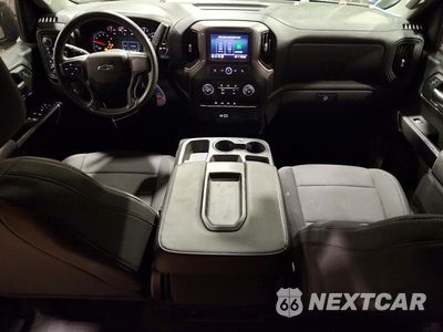 Zdjęcie 8 z 12 samochodu: 2021 CHEVROLET SILVERADO K1500 TRAIL BOSS CUSTOM VIN:1GCPYCEF0MZ447841 - miniatura