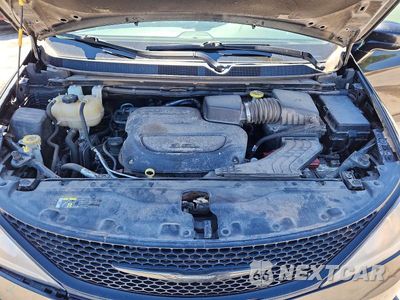 Zdjęcie 12 z 13 samochodu: 2019 CHRYSLER PACIFICA TOURING PLUS VIN:2C4RC1FGXKR633400 - miniatura