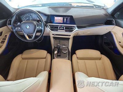 Zdjęcie 8 z 12 samochodu: 2021 BMW 330I VIN:3MW5R1J07M8B86614 - miniatura