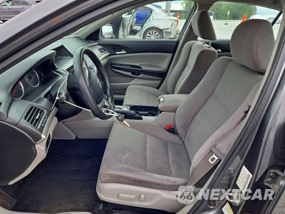 Zdjęcie 7 z 12 samochodu: 2012 HONDA ACCORD LXP VIN:1HGCP2F4XCA153841 - miniatura