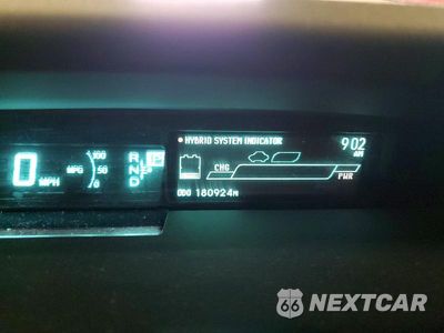 Zdjęcie 9 z 13 samochodu: 2012 TOYOTA PRIUS THREE VIN:JTDKN3DU0C1556400 - miniatura