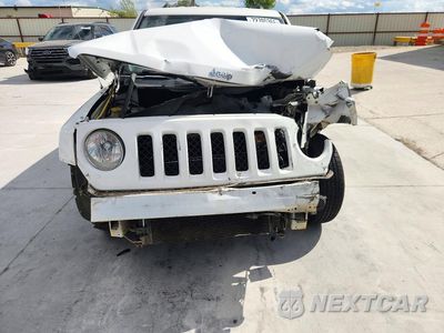 Piąte zdjęcie samochodu w środku: 2017 JEEP PATRIOT SPORT VIN:1C4NJPBB2HD167331 - miniatura