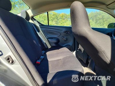 Zdjęcie 10 z 12 samochodu: 2014 NISSAN VERSA 1.6 S VIN:3N1CN7AP1EL807563 - miniatura