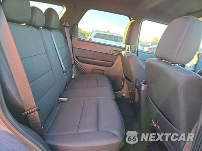 Zdjęcie 10 z 12 samochodu: 2010 FORD ESCAPE XLT VIN:1FMCU9DG8AKC94035 - miniatura