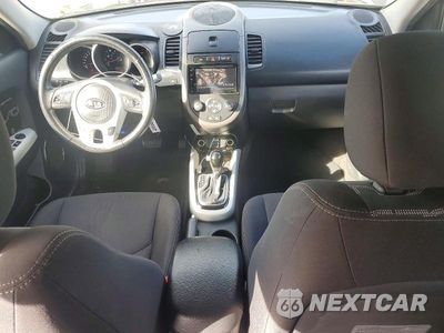 Zdjęcie 8 z 12 samochodu: 2012 KIA SOUL + VIN:KNDJT2A61C7372971 - miniatura