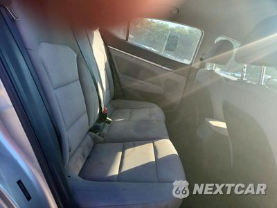 Zdjęcie 10 z 12 samochodu: 2020 HYUNDAI ELANTRA SEL VIN:5NPD84LF6LH551803 - miniatura