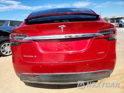 Zdjęcie 6 z 12 samochodu: 2018 TESLA MODEL X VIN:5YJXCDE2XJF142611 - miniatura