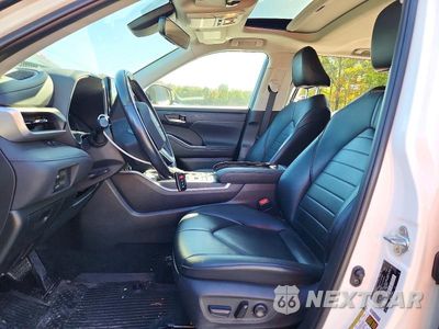 Zdjęcie 7 z 14 samochodu: 2021 TOYOTA HIGHLANDER XLE VIN:5TDGZRBH4MS135092 - miniatura