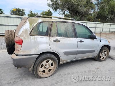 Trzecie zdjęcie samochodu z tyłu: 2003 TOYOTA RAV4 BASE VIN:JTEGH20VX30119351 - miniatura