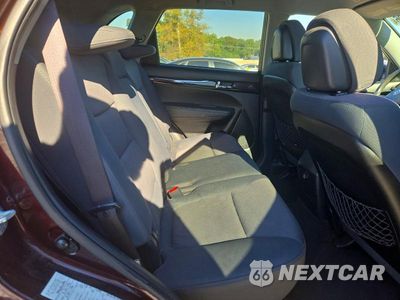 Zdjęcie 11 z 13 samochodu: 2012 KIA SORENTO LX VIN:5XYKT4A23CG286948 - miniatura