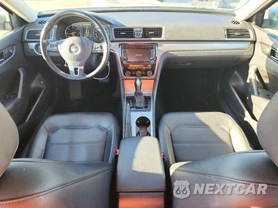 Zdjęcie 8 z 12 samochodu: 2014 VOLKSWAGEN PASSAT SE VIN:1VWBN7A35EC096397 - miniatura