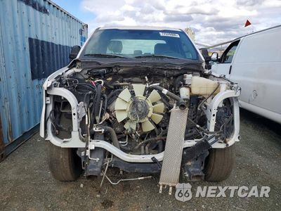 Piąte zdjęcie samochodu w środku: 2019 FORD F250 SUPER DUTY VIN:1FT7X2A63KEF14181 - miniatura