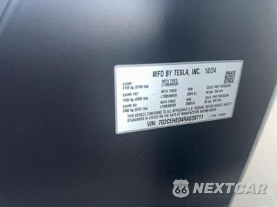 Zdjęcie 10 z 14 samochodu: 2024 TESLA CYBERTRUCK VIN:7G2CEHED4RA039711 - miniatura