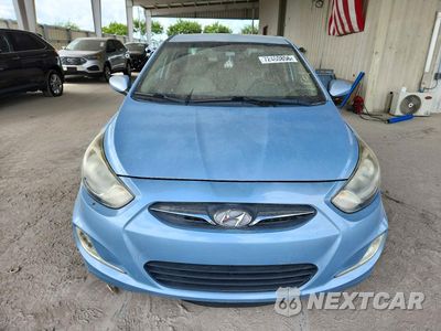 Piąte zdjęcie samochodu w środku: 2014 HYUNDAI ACCENT GLS VIN:KMHCT4AE1EU639523 - miniatura
