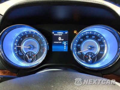 Zdjęcie 9 z 12 samochodu: 2014 CHRYSLER 300 VIN:2C3CCAAG3EH171404 - miniatura