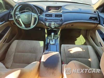 Zdjęcie 8 z 12 samochodu: 2011 HONDA ACCORD LXP VIN:1HGCP2F47BA043604 - miniatura