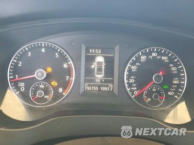 Zdjęcie 9 z 12 samochodu: 2014 VOLKSWAGEN JETTA GLI VIN:3VW5T7AJ0EM374137 - miniatura